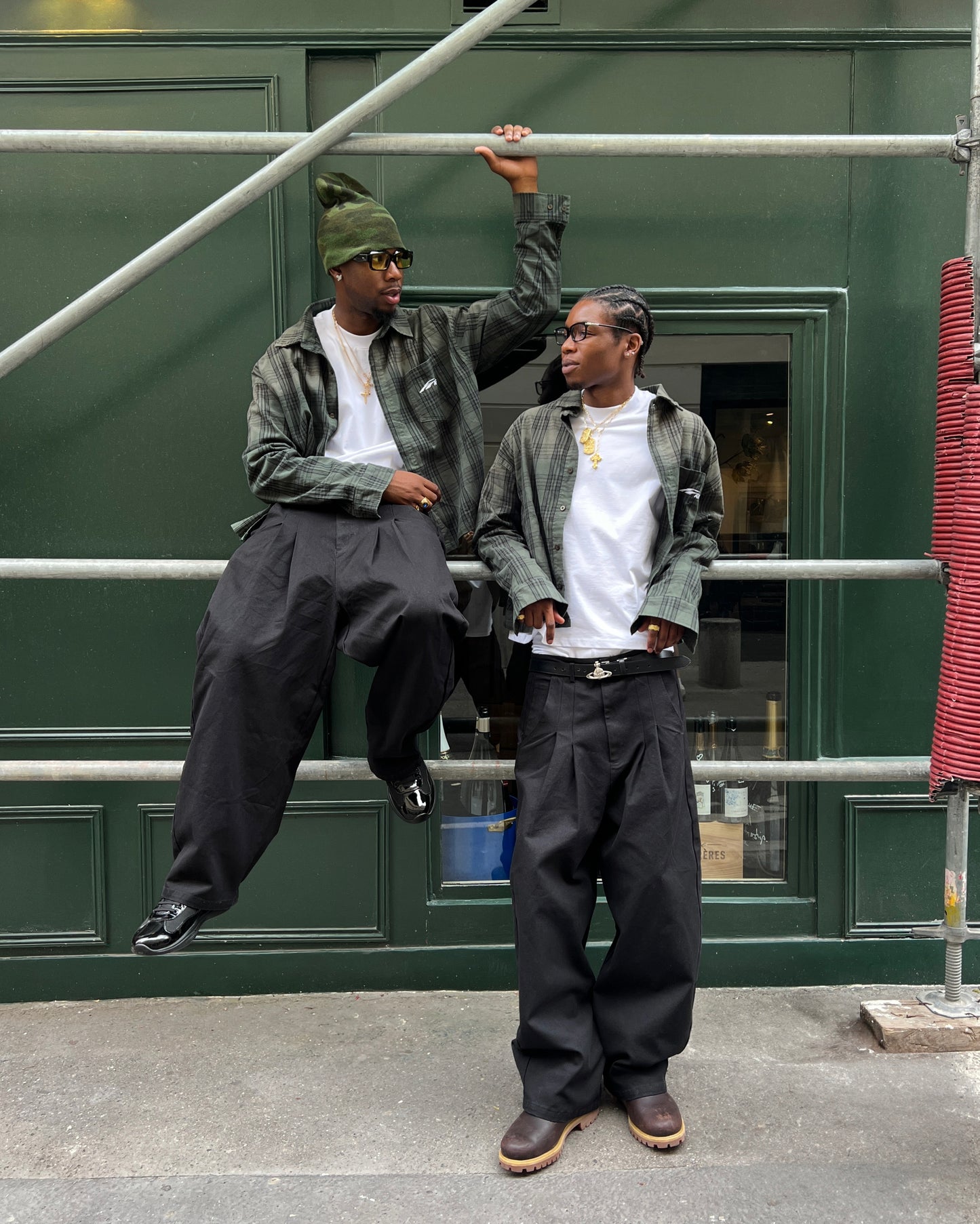 CONSTRUCTION PLEATED PANTS